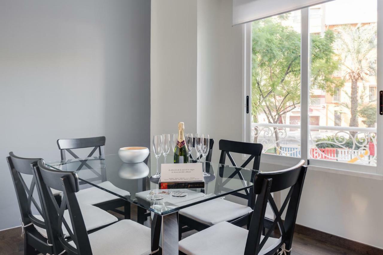 La Casa De Los Espejos Alicante Dış mekan fotoğraf