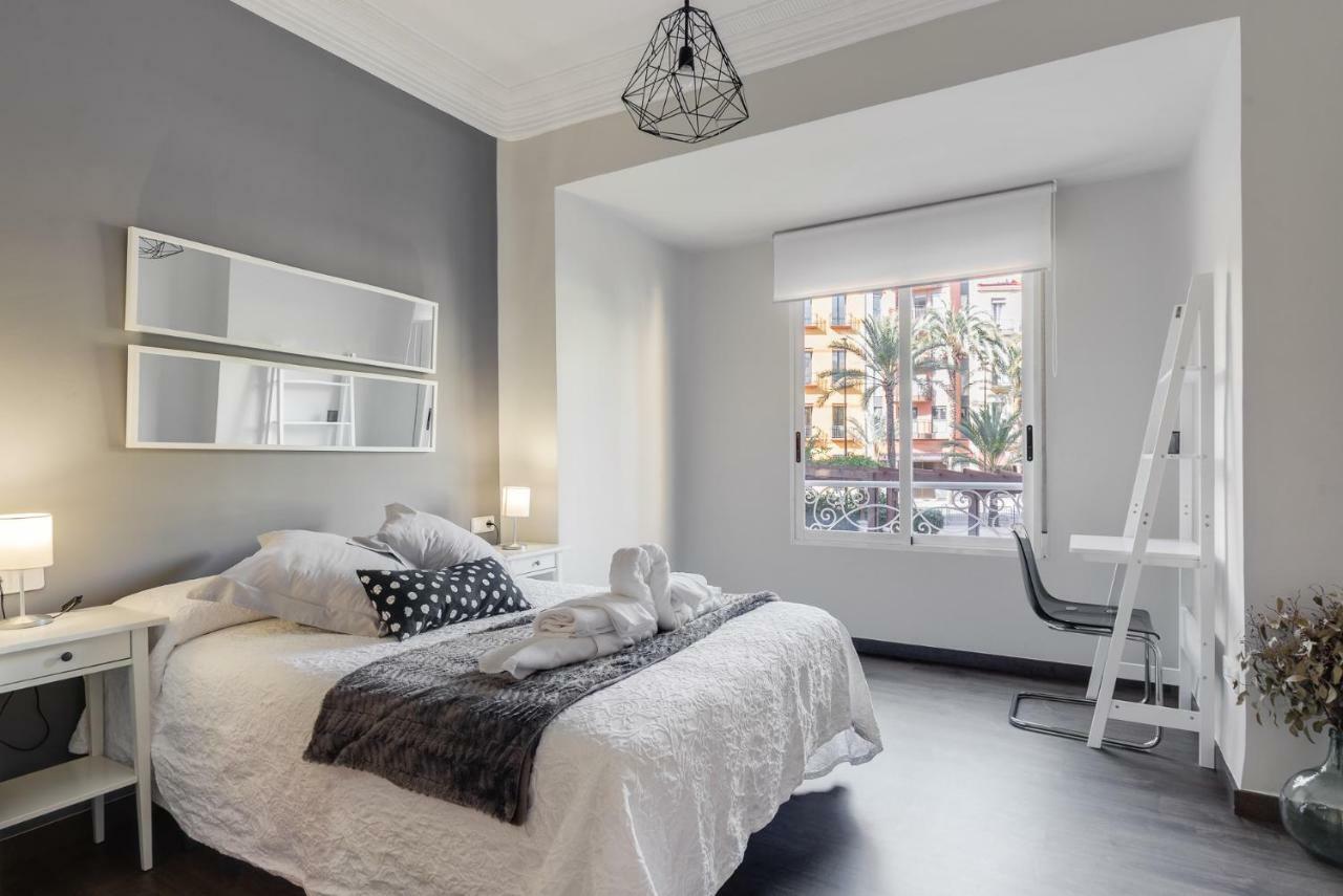 La Casa De Los Espejos Alicante Dış mekan fotoğraf